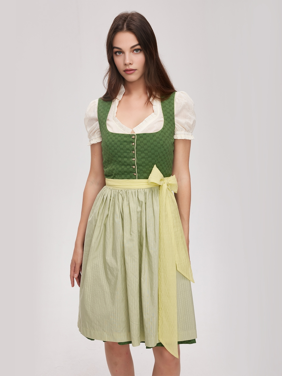 Dirndl in Grün – perfekt für festliche Anlässe