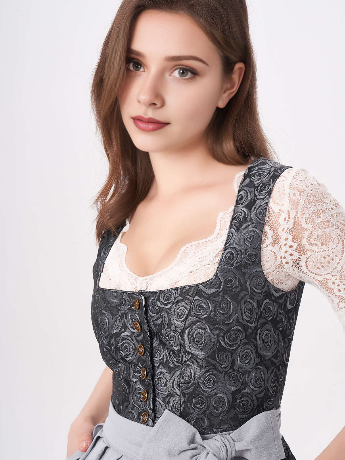Blaues Dirndl mit modernem Schnitt