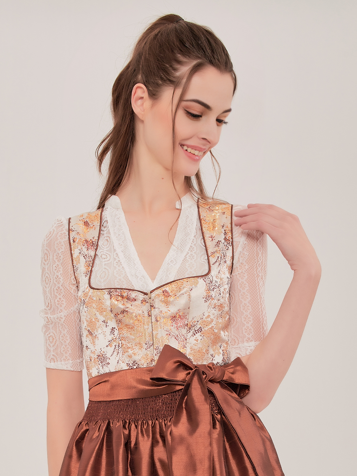 Dirndl in Gelb – Ein zeitloser Klassiker