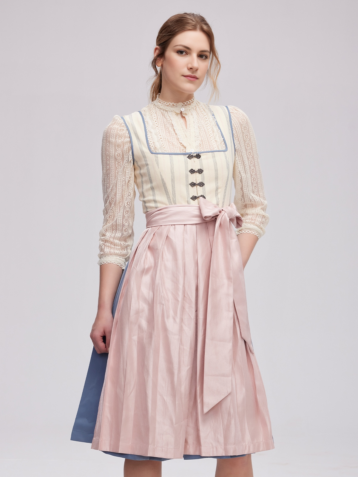 Ehreer Dirndl in Beige