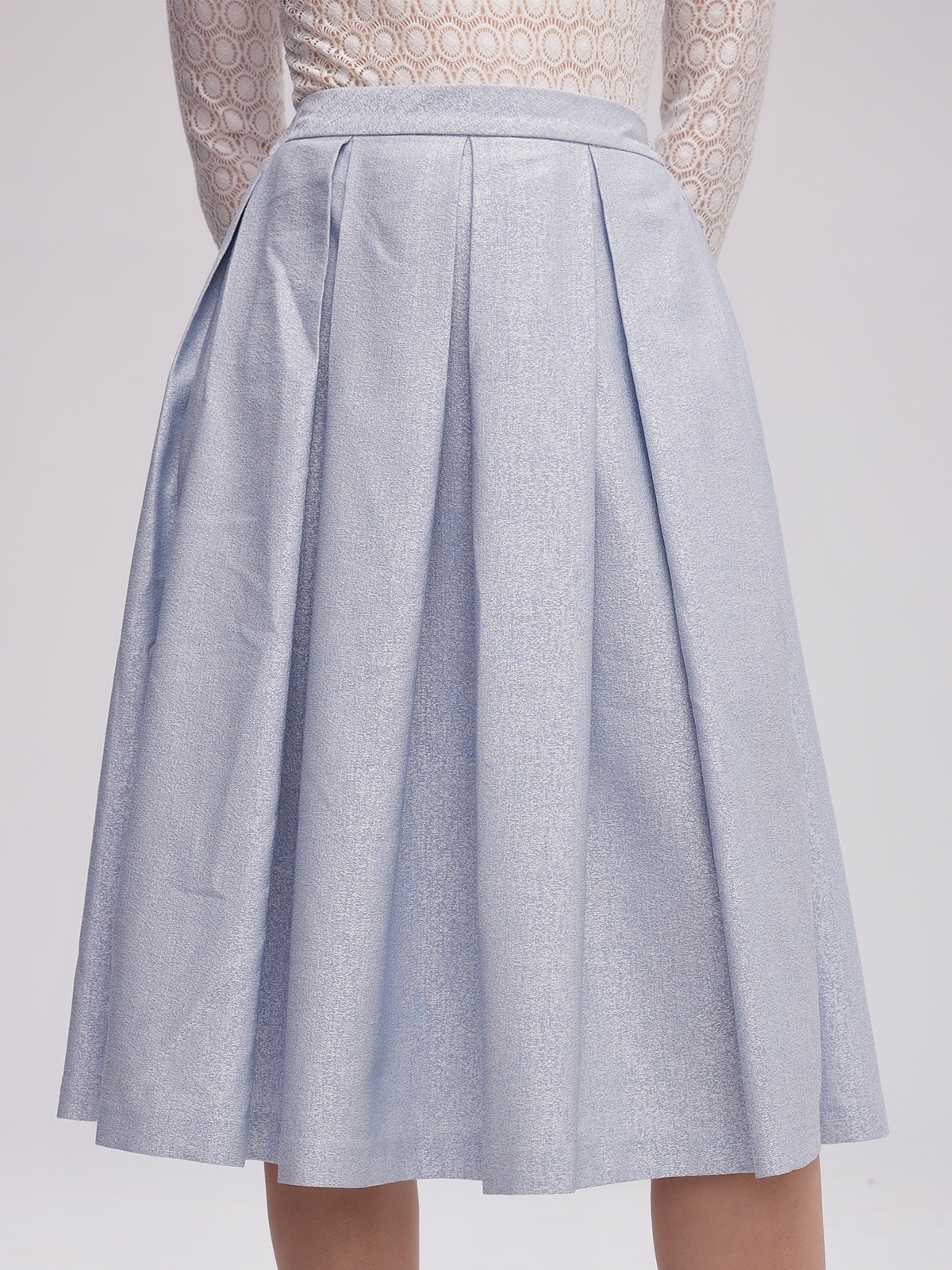 Dirndl in Blau – ein moderner Look