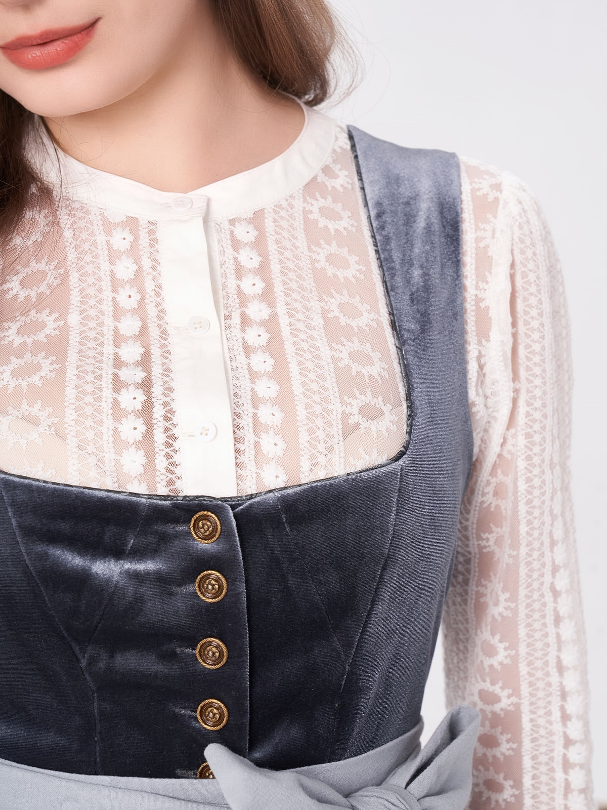 Modernes Dirndl in Blau