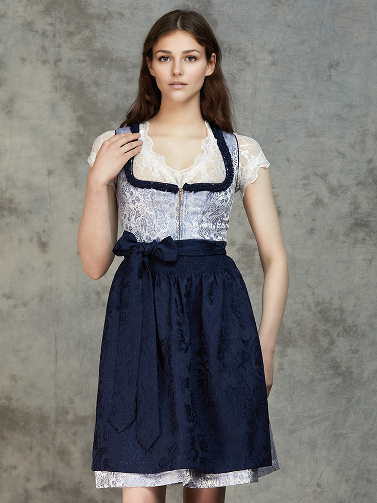 Dirndlbluse langarm V-Ausschnitt in Blau