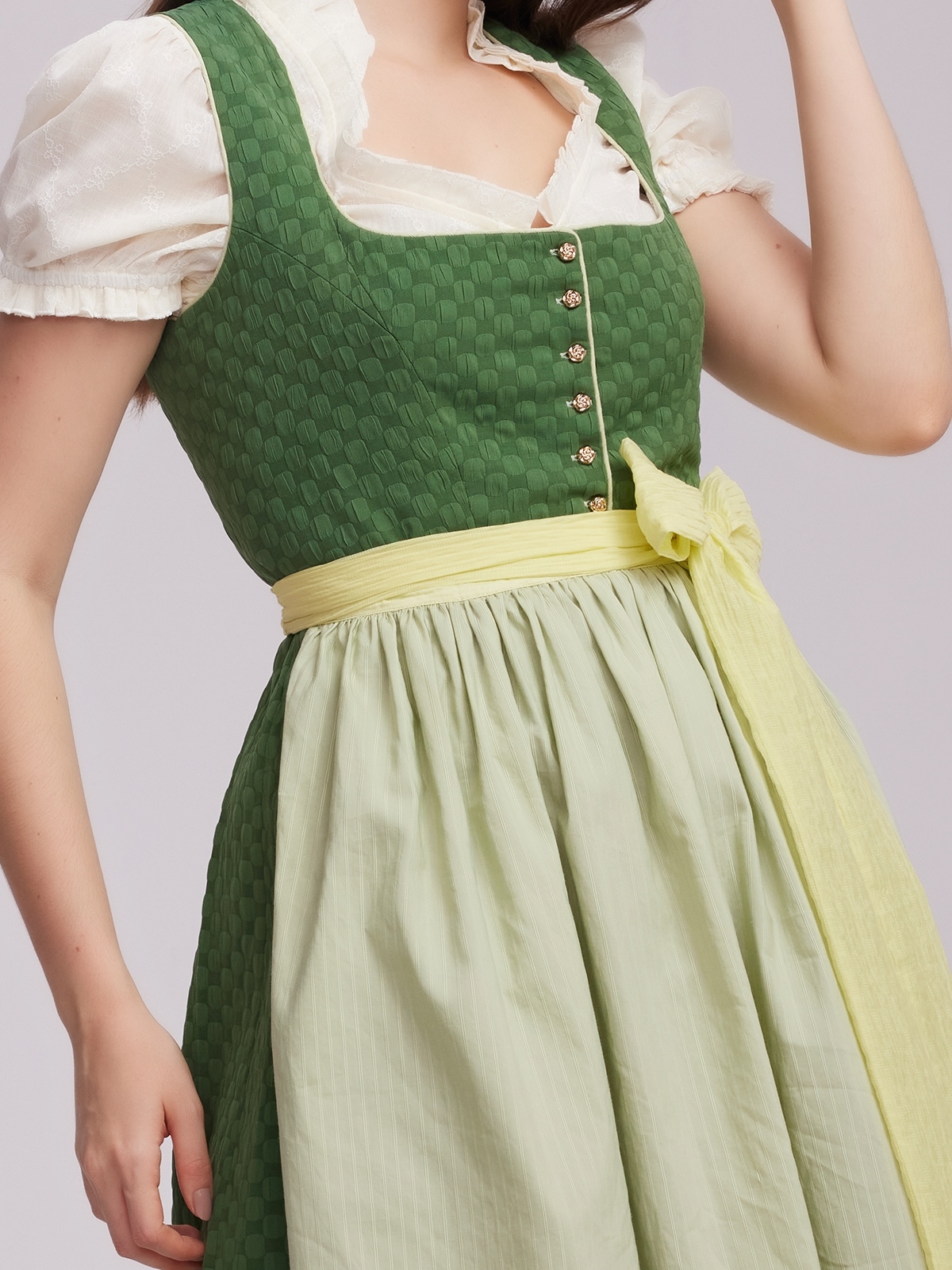 Dirndlschürze Moser in Grün